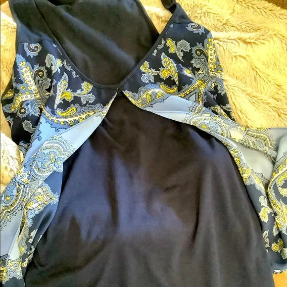 INC Tank Top - Picture 9 of 9